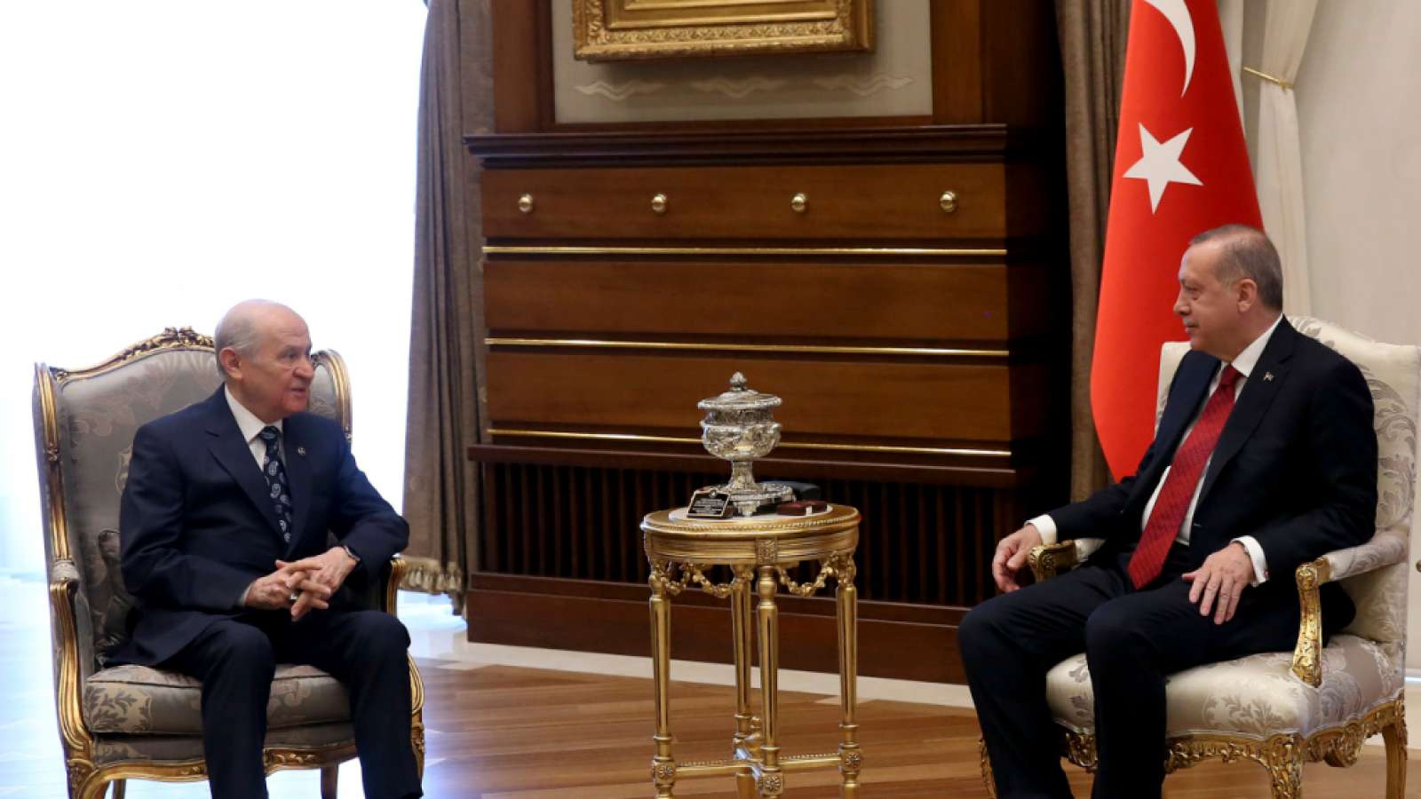Türkei: Warum der Bonaparte Erdogan die Wahlen vorzieht