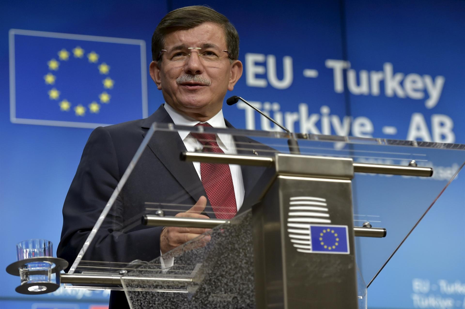 EU paktiert mit der Türkei für Krieg, Ausbeutung und Kontrolle auf Kosten der Geflüchteten