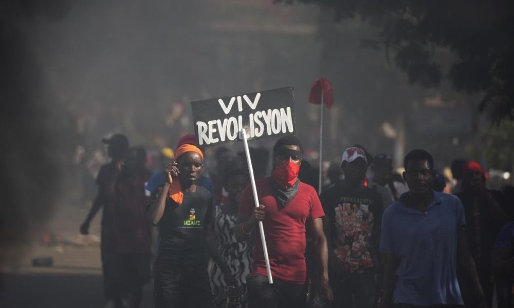 Proteste, Generalstreik und ein Präsident, der sich weigert zurückzutreten: Die Krise in Haiti