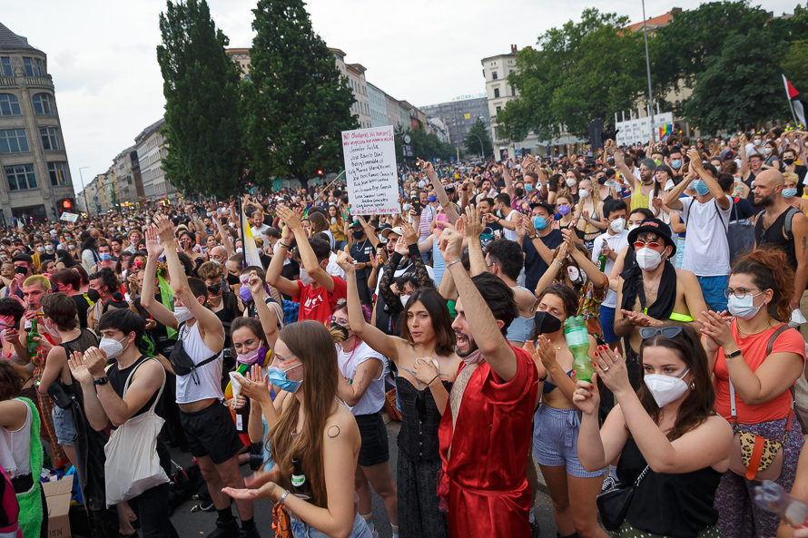Berlin: 10.000 bei der internationalistischen Pride-Demonstration