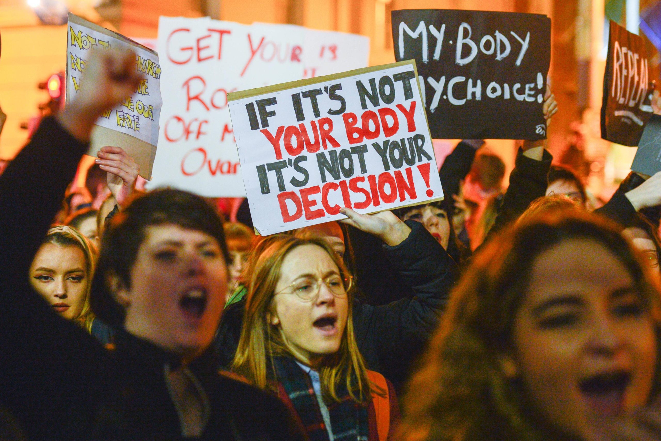 Abtreibungs-Referendum: Werden Frauen in Irland bald selbst über ihre Körper bestimmen dürfen?