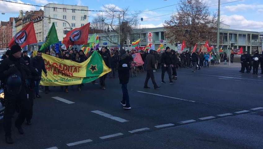 [Video] Kassel: 400 Menschen demonstrieren in Solidarität mit Afrin