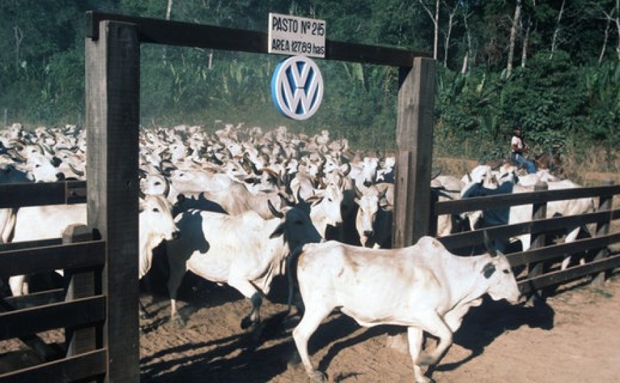 Klasse Gegen Klasse - Weiterer Volkswagen-Skandal: Zwangsarbeit und Folter  auf Rinderfarm in Brasilien