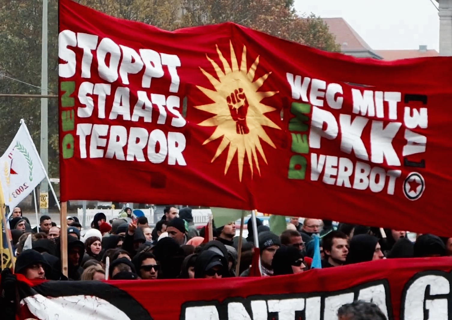 Gegen den Krieg nach außen und nach innen!