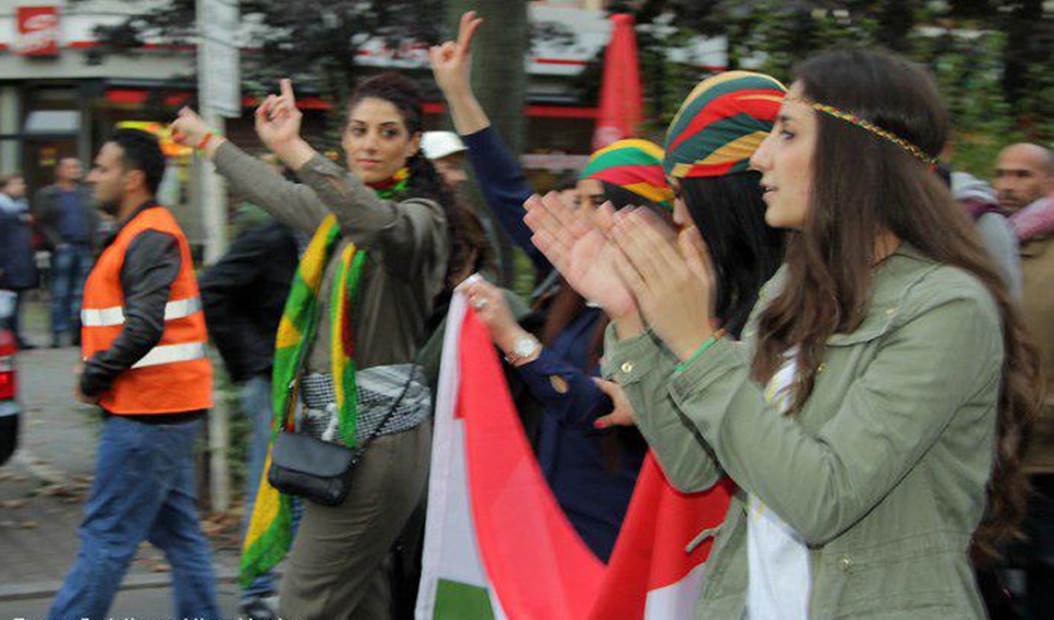 Die kurdische Jugend beim bundesweiten Schul- und Unistreik
