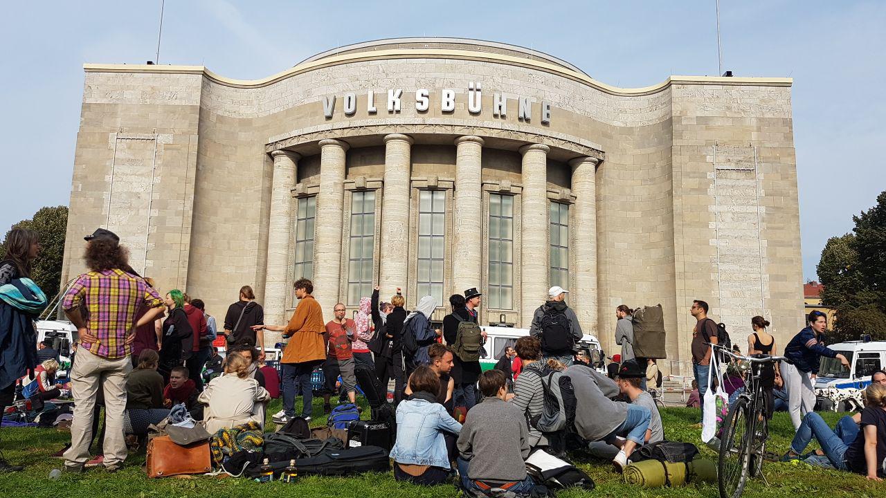 Berliner Senat lässt die Volksbühne räumen