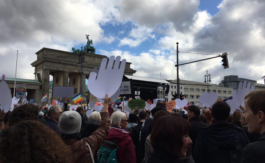 12.000 gegen den Rechtsruck in Berlin