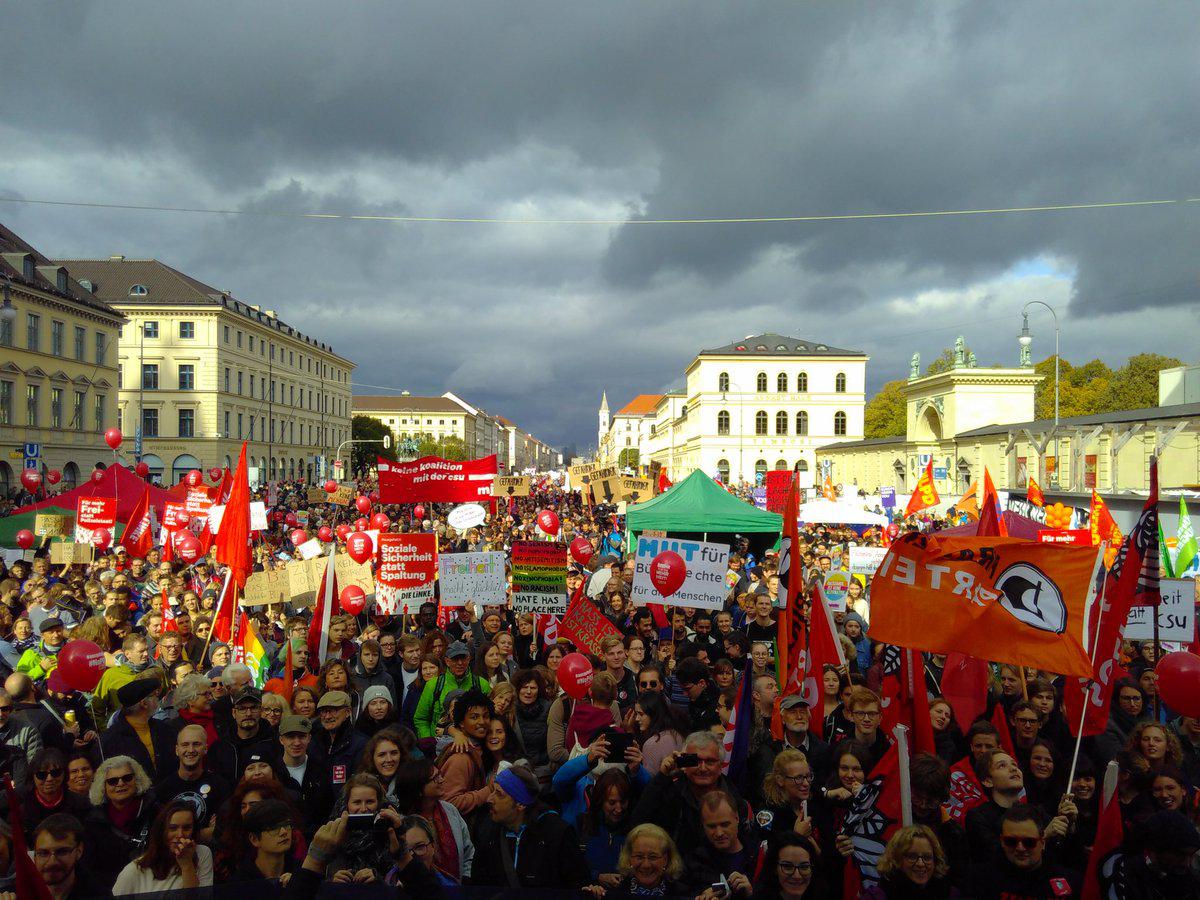München: Erneut Zehntausende gegen PAG und Rechtsruck
