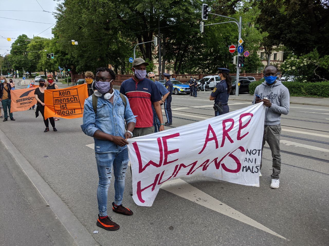Demo: Gegen die Verbreitung von Corona in Ankerzentren durch die Bayerische Regierung!