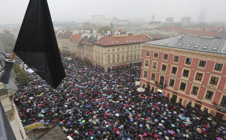 Nach Protesten: Polnisches Parlament lehnt komplettes Abtreibungsverbot ab