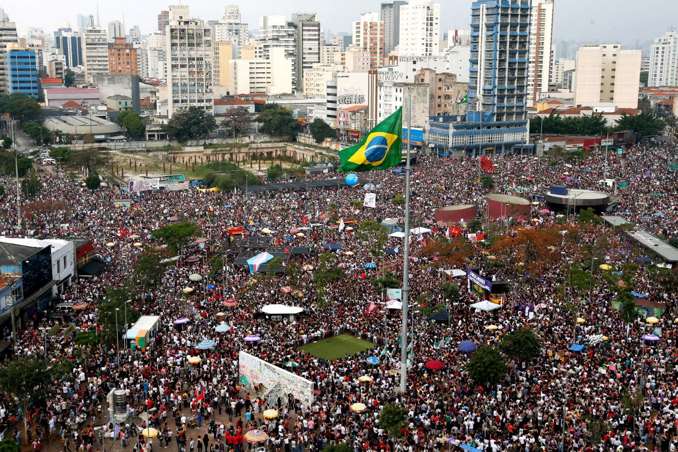 Brasilien: Hunderttausende Frauen gegen den abstoßendsten Politiker der Erde