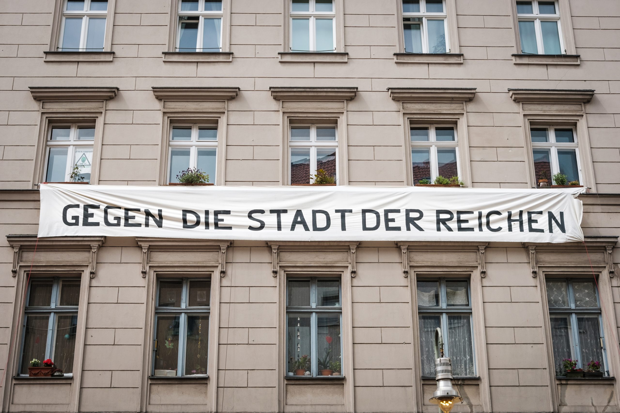 Zwangsräumung aus sozialem Wohnheim - Interview mit einer Betroffenen