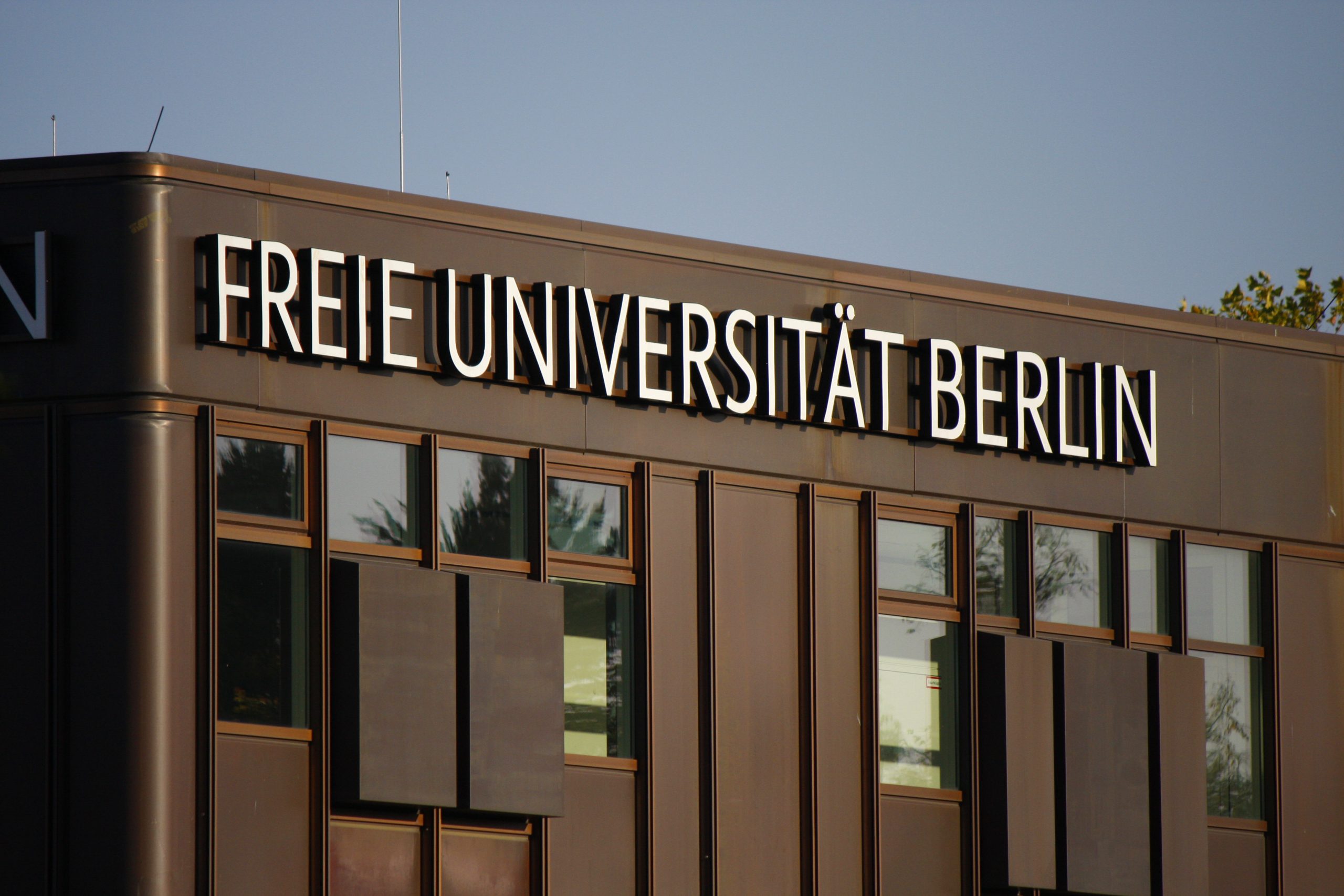 Save the Date: Vollversammlung an der FU Berlin am 7. April um 17 Uhr