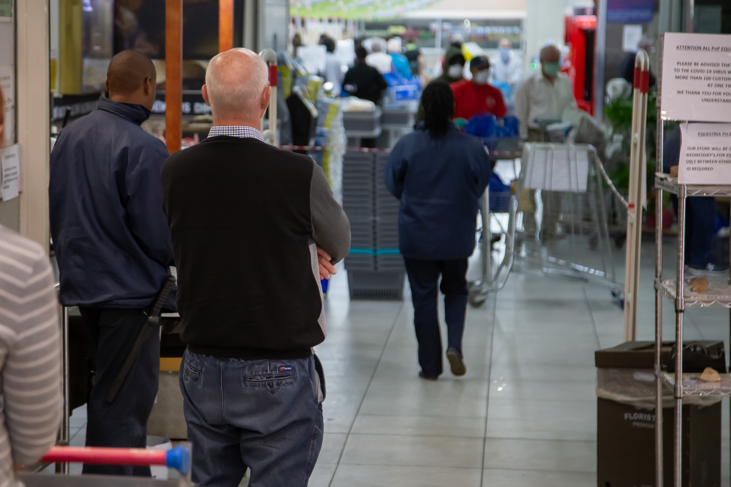 Einzelhandel schließt: Bis zu 250.000 Jobs in Gefahr