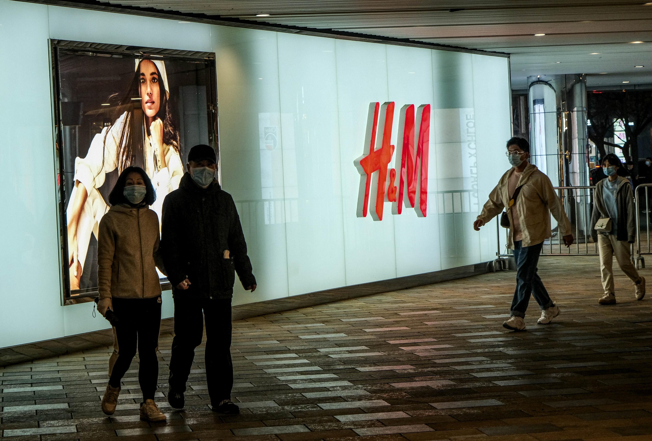 Insiderbericht: Die Wahrheit über Streikbrecher:innen bei H&M