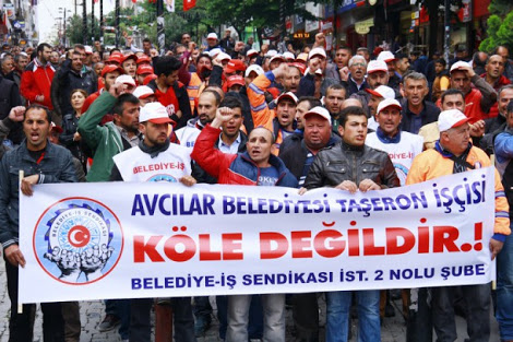 Reinigungsbeschäftigte aus der Türkei in Solidarität mit CFM-Streik